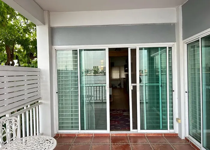 Habitación en casa particular บ้านริมน้ำ Bann Rim Num *