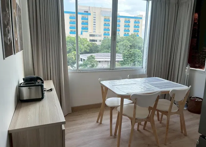 Habitación en casa particular บ้านริมน้ำ Bann Rim Num Bangkok